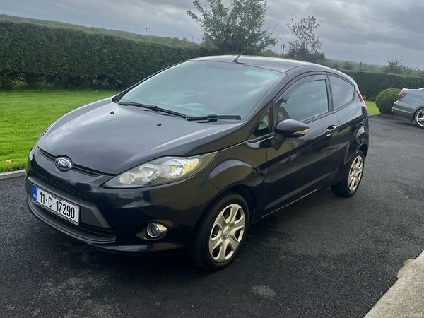 Ford Fiesta Hatchback, Petrol, 2011, Black