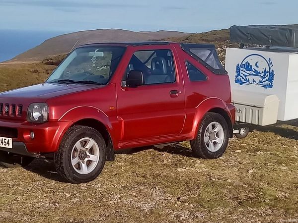 Suzuki Jimny SUV, Petrol, 2006, Red