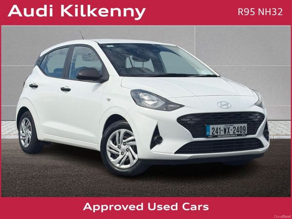 Hyundai i10 Hatchback, Petrol, 2024, White