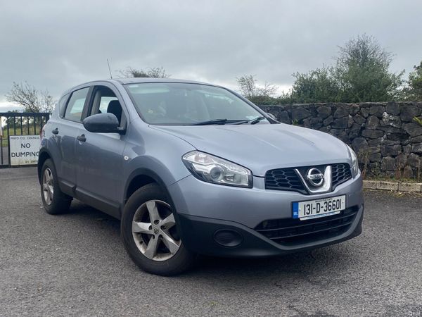 Nissan Qashqai Hatchback, Diesel, 2013, Grey