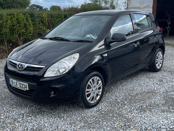 Hyundai i20 Hatchback, Petrol, 2010, Black