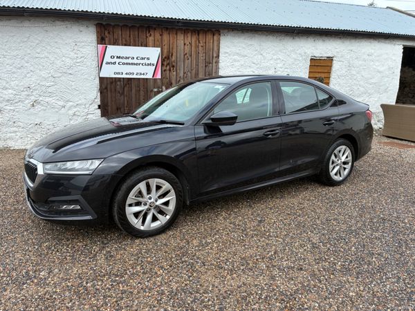 Skoda Octavia Saloon, Diesel, 2023, Black