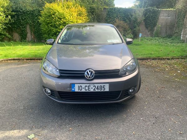 Volkswagen Golf Hatchback, Petrol, 2010, Silver