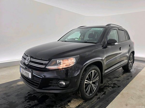 Volkswagen Tiguan SUV, Diesel, 2013, Black