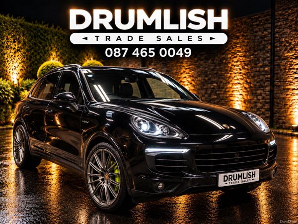 Porsche Cayenne SUV, Petrol Plug-in Hybrid, 2016, Black