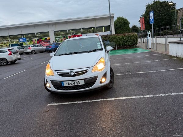 Vauxhall Corsa Hatchback, Petrol, 2011, White