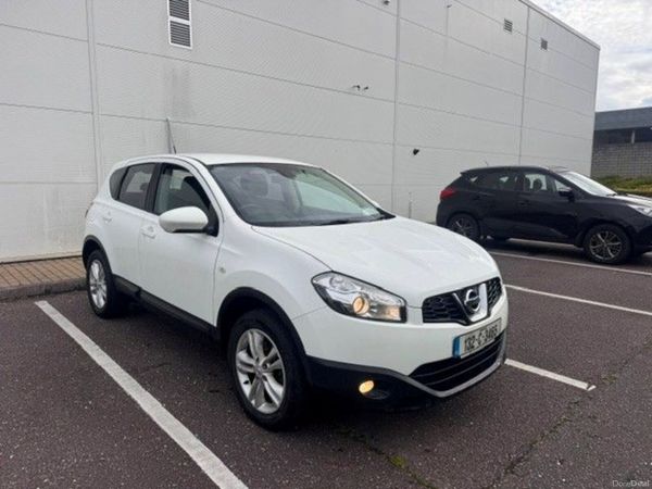 Nissan Qashqai Hatchback, Diesel, 2013, White