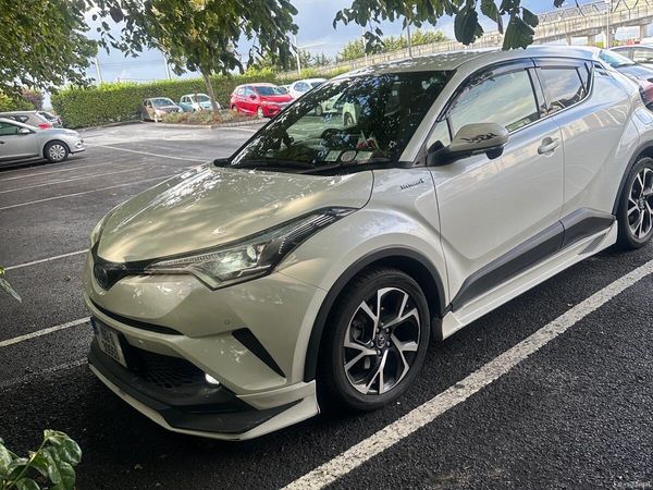 Toyota C-HR Hatchback, Petrol Hybrid, 2019, White