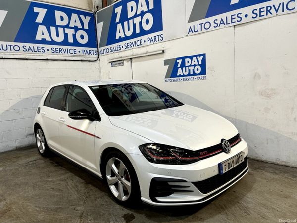 Volkswagen Golf Hatchback, Petrol, 2017, White