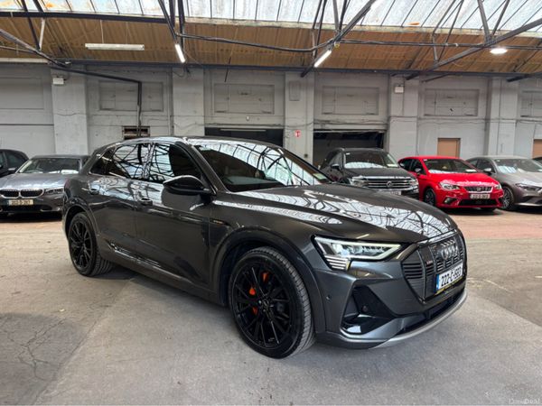 Audi e-tron SUV, Electric, 2022, Grey