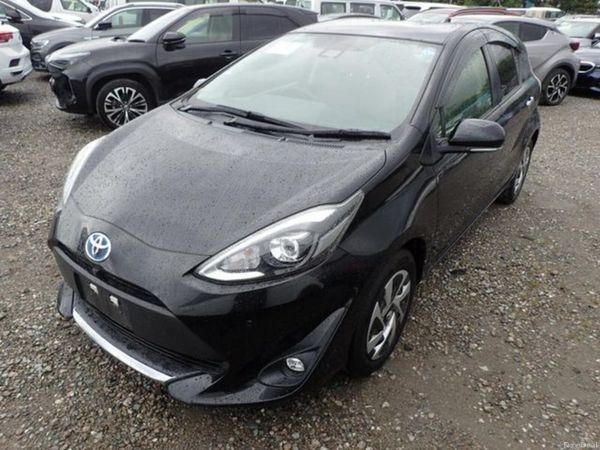 Toyota Aqua Hatchback, Petrol Hybrid, 2021, Black