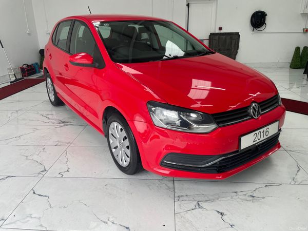 Volkswagen Polo Hatchback, Petrol, 2016, Red