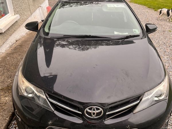 Toyota Auris Hatchback, Diesel, 2014, Black