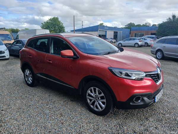 Renault Kadjar SUV, Diesel, 2016, Red