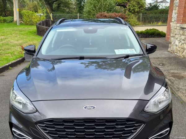 Ford Focus Hatchback, Diesel, 2021, Grey