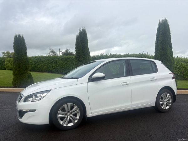 Peugeot 308 Hatchback, Diesel, 2016, White
