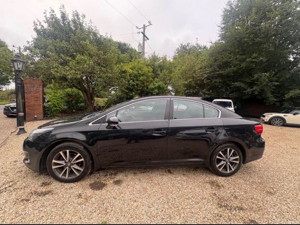 Toyota Avensis Saloon, Diesel, 2013, Black