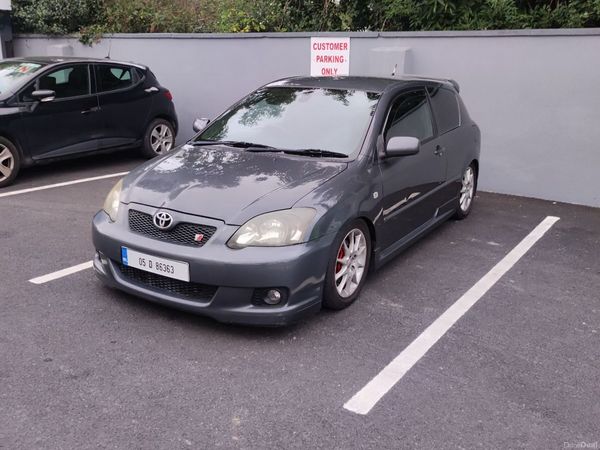 Toyota Corolla Hatchback, Petrol, 2005, Grey