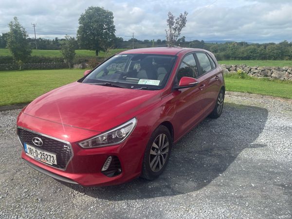 Hyundai i30 Hatchback, Diesel, 2018, Red