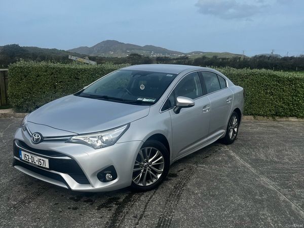 Toyota Avensis Saloon, Diesel, 2015, Silver