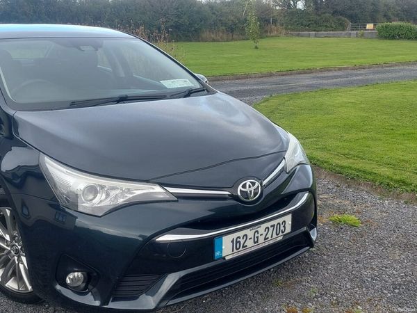 Toyota Avensis Saloon, Diesel, 2016, Grey