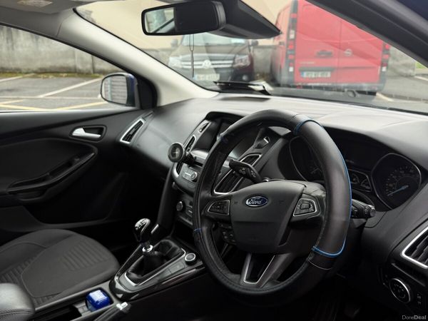Ford Focus Hatchback, Diesel, 2017, Blue