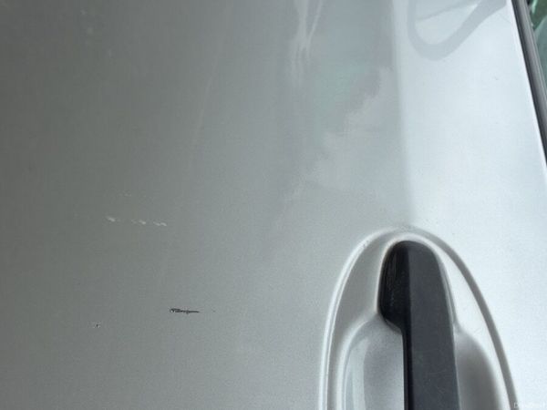 Toyota Yaris Hatchback, Petrol, 2013, Silver