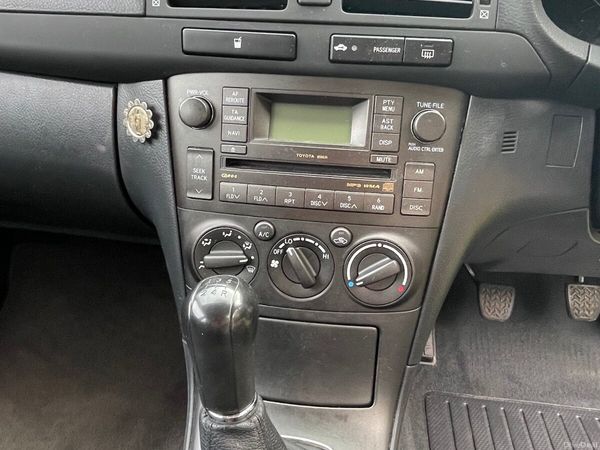Toyota Avensis Saloon, Petrol, 2008, Black