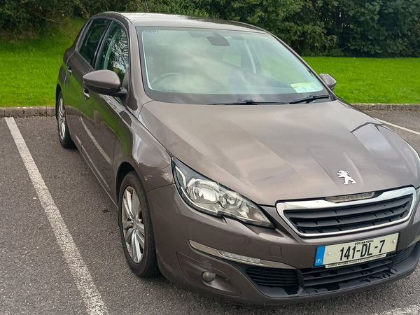 Peugeot 308 Hatchback, Diesel, 2014, Grey