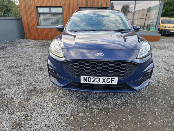 Ford Kuga SUV, Petrol Hybrid, 2023, Blue