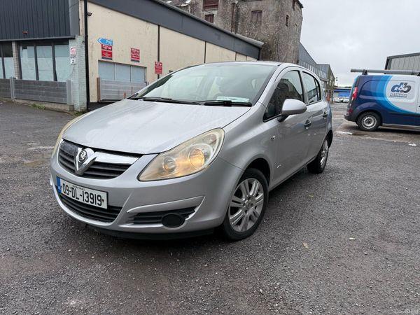 Vauxhall Corsa Hatchback, Petrol, 2009, Silver