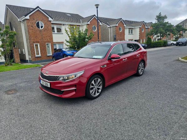 Kia Optima Estate/Jeep, Diesel, 2017, Red