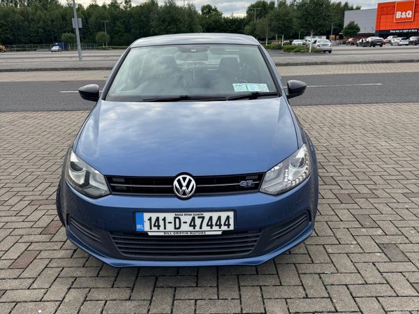 Volkswagen Polo Hatchback, Petrol, 2014, Blue