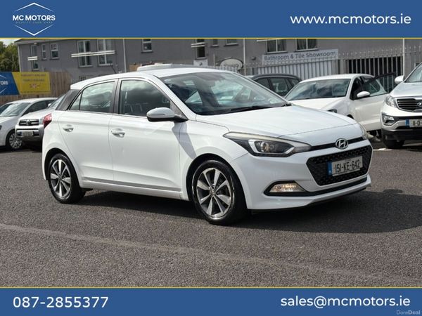 Hyundai i20 Hatchback, Petrol, 2015, White