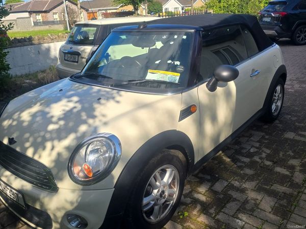 Mini One Convertible, Petrol, 2012, White