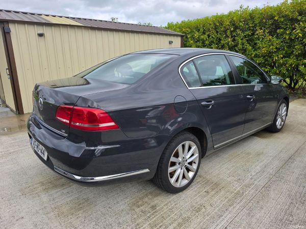 Volkswagen Passat Saloon, Diesel, 2014, Grey
