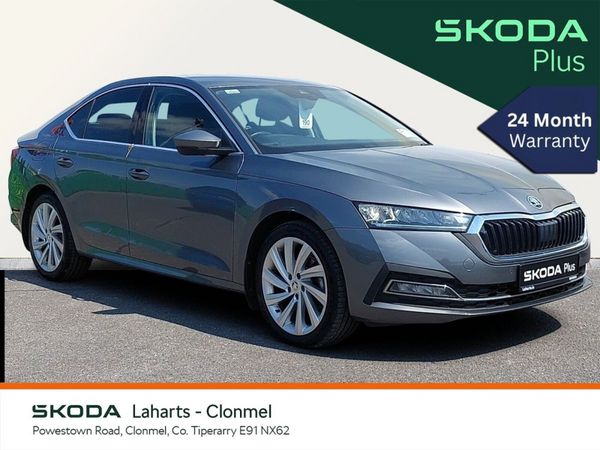 Skoda Octavia Saloon, Diesel, 2023, Grey