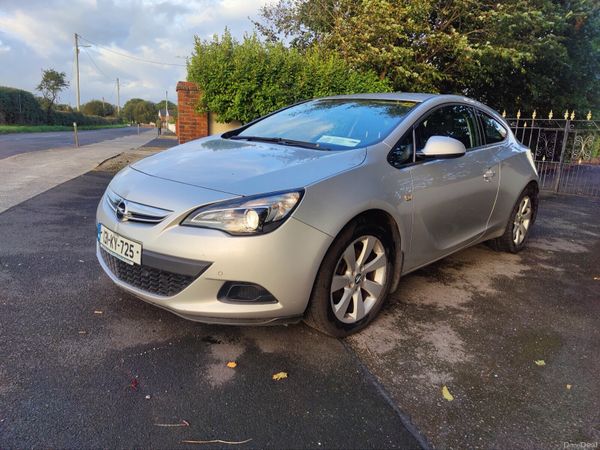 Opel Astra Hatchback, Diesel, 2013, Silver