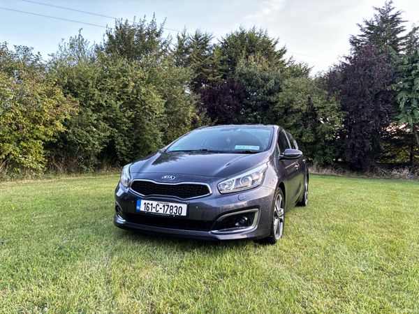 Kia Ceed Hatchback, Diesel, 2016, Silver