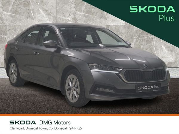 Skoda Octavia Saloon, Diesel, 2024, Grey