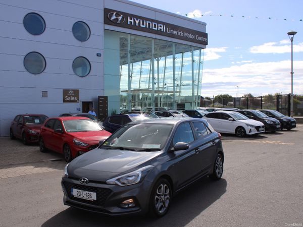 Hyundai i20 Hatchback, Petrol, 2020, Grey
