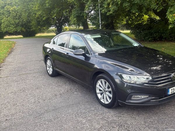 Volkswagen Passat Saloon, Diesel, 2022, Grey