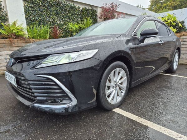 Toyota Camry Saloon, Petrol Hybrid, 2022, Black