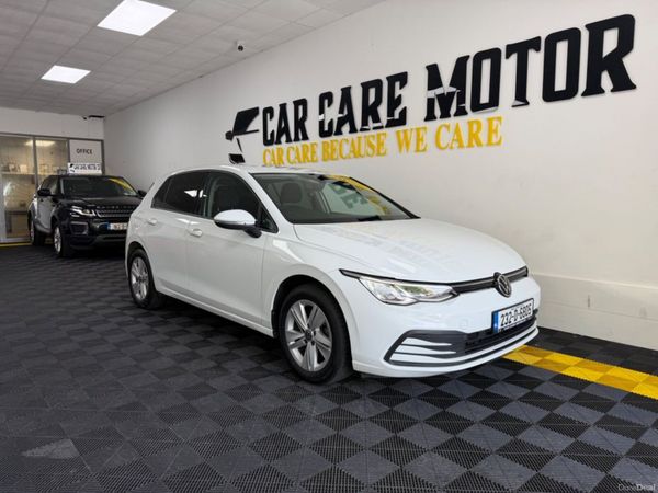 Volkswagen Golf Estate, Petrol, 2023, White