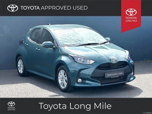 Toyota Yaris Hatchback, Petrol Hybrid, 2025, Green