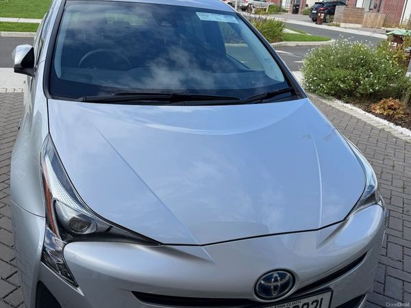 Toyota Prius Hatchback, Petrol Hybrid, 2019, Silver