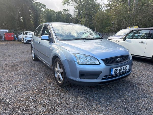 Ford Focus Hatchback, Petrol, 2006, Grey