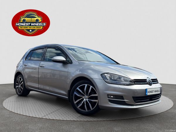 Volkswagen Golf Hatchback, Petrol, 2017, Silver