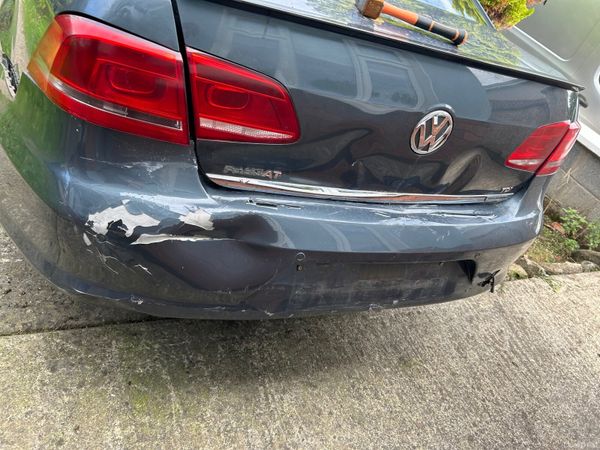 Volkswagen Passat Saloon, Diesel, 2013, Grey