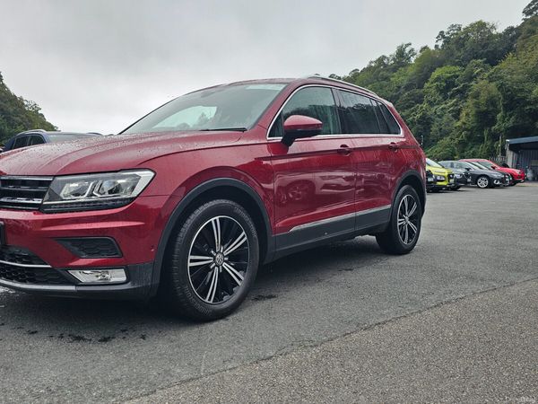 Volkswagen Tiguan SUV, Diesel, 2017, Red